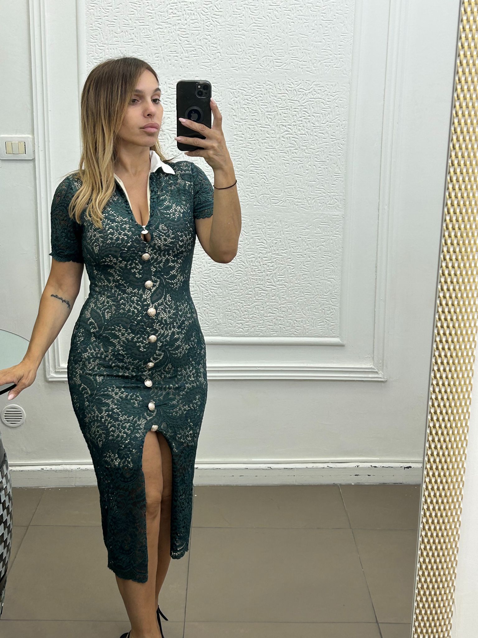 Dress con collo in camicia