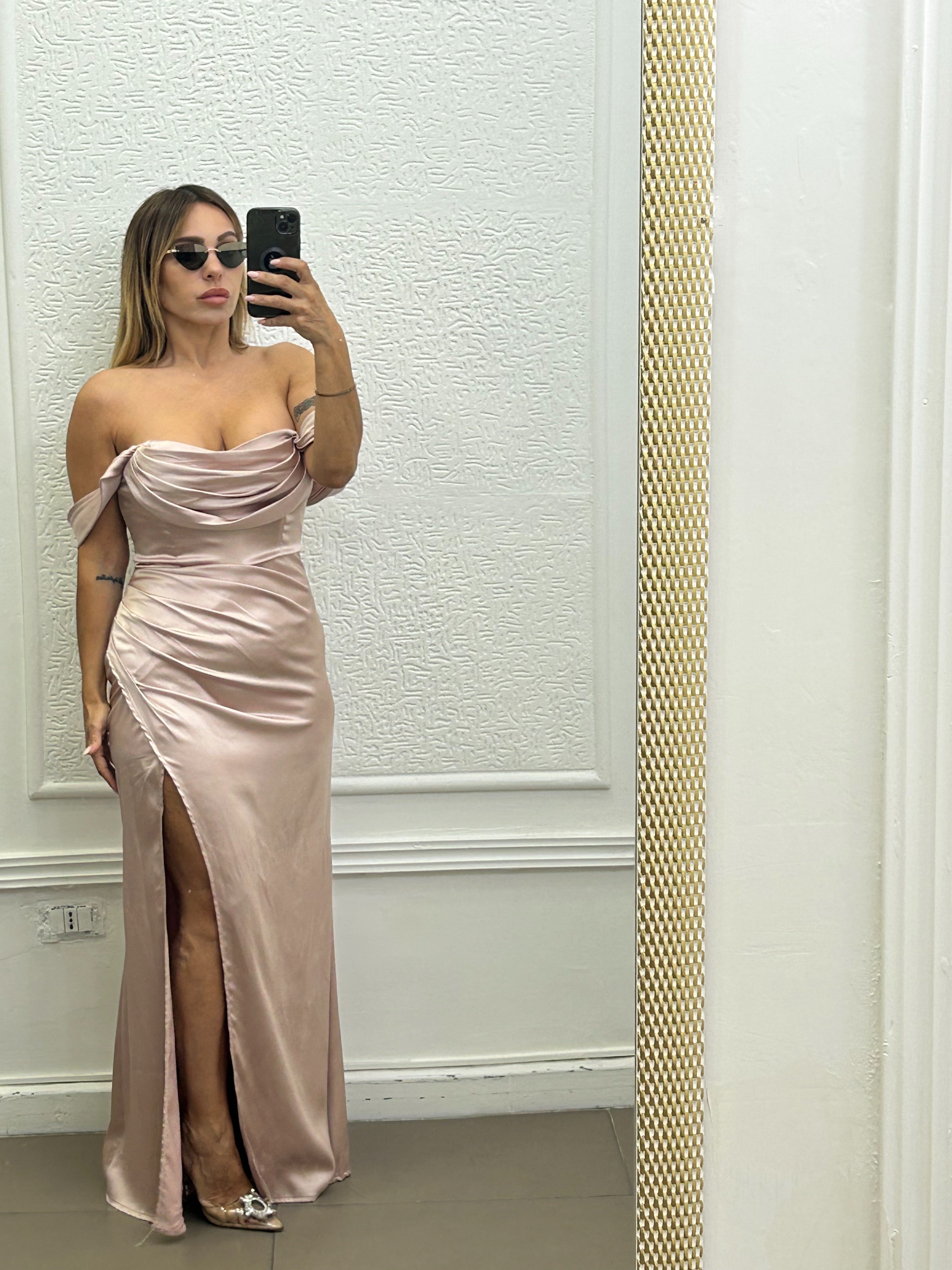 Dress deluxe