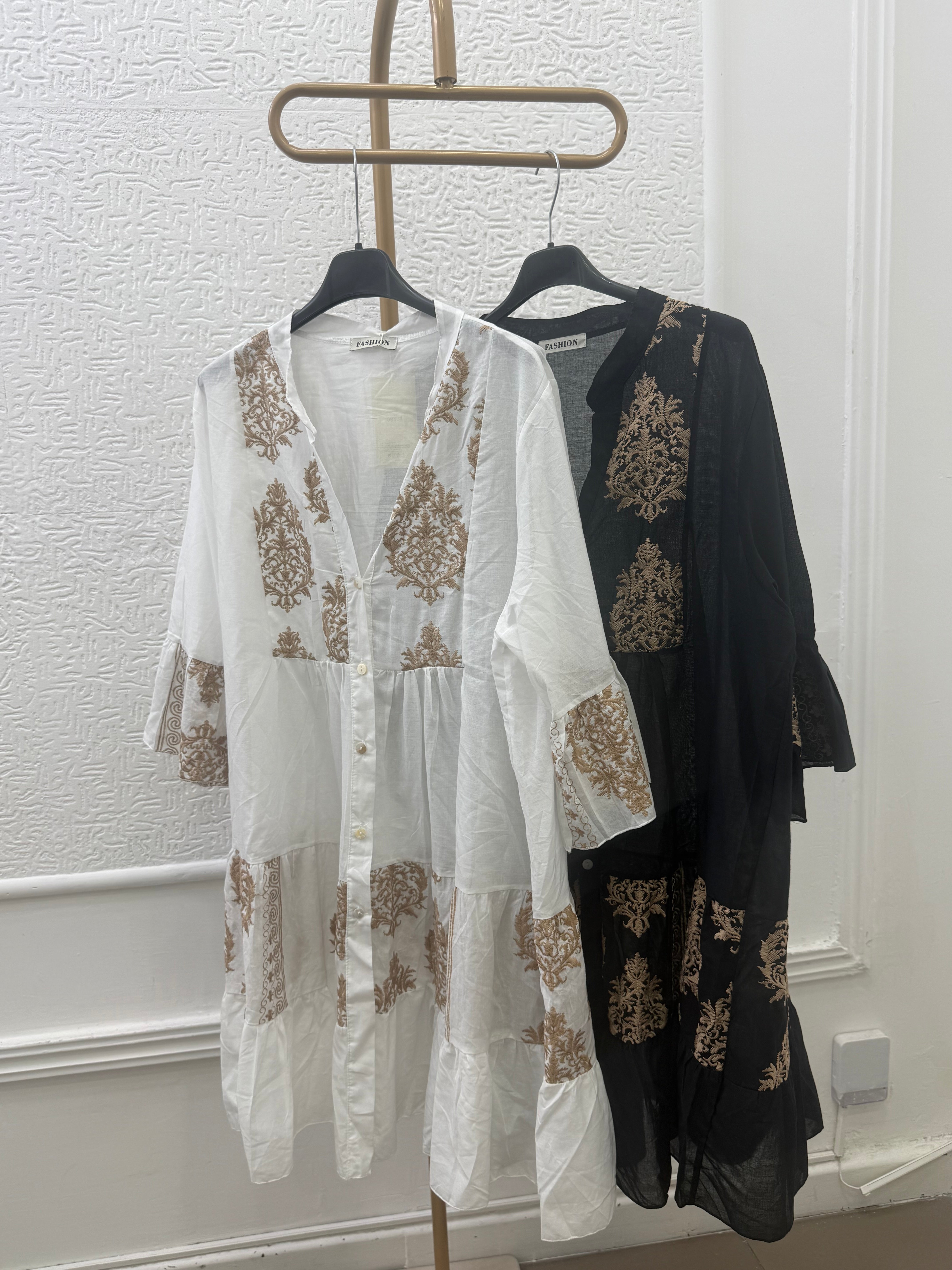 Dress ricamato Capri
