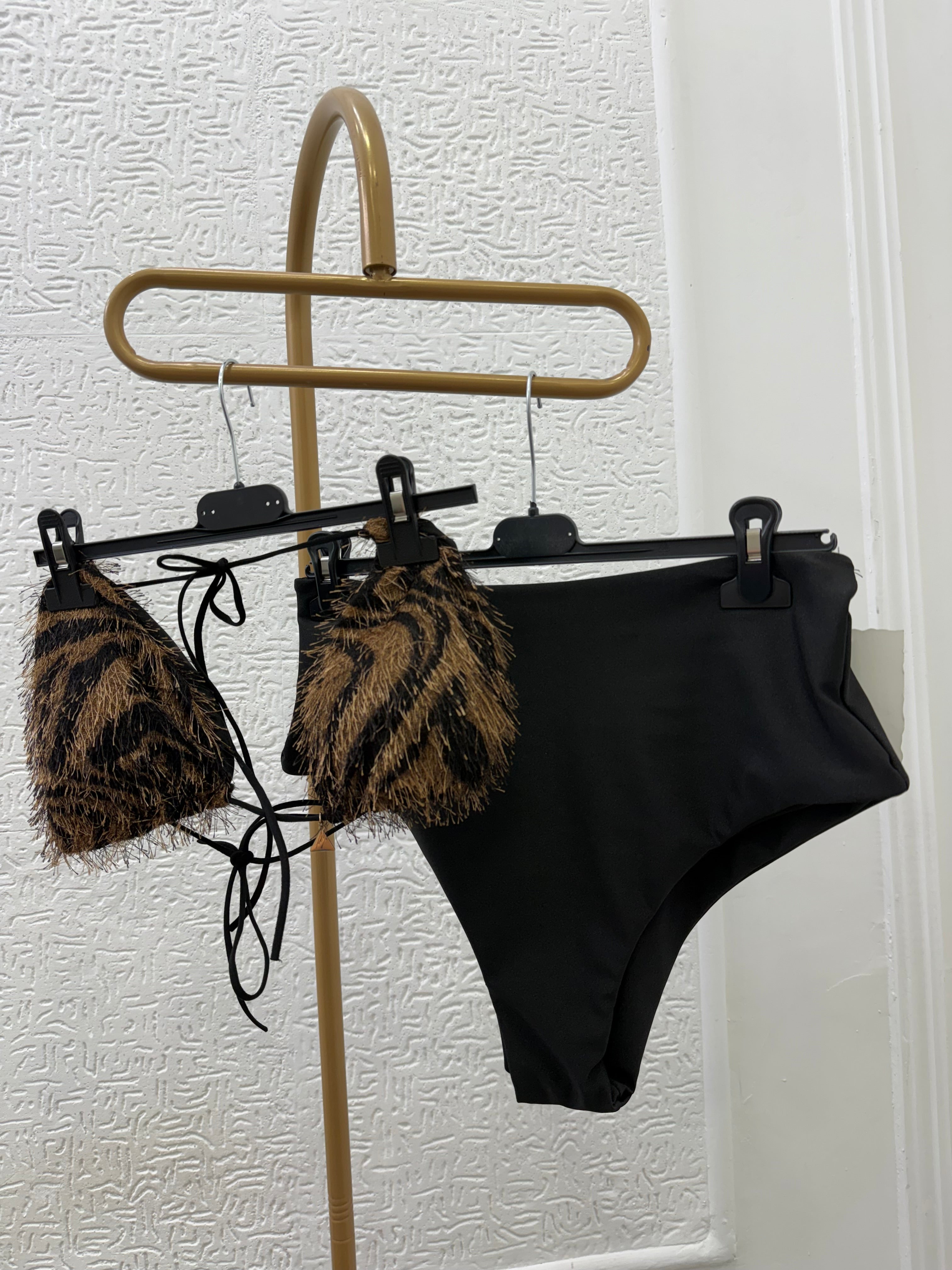 Costume Bonita