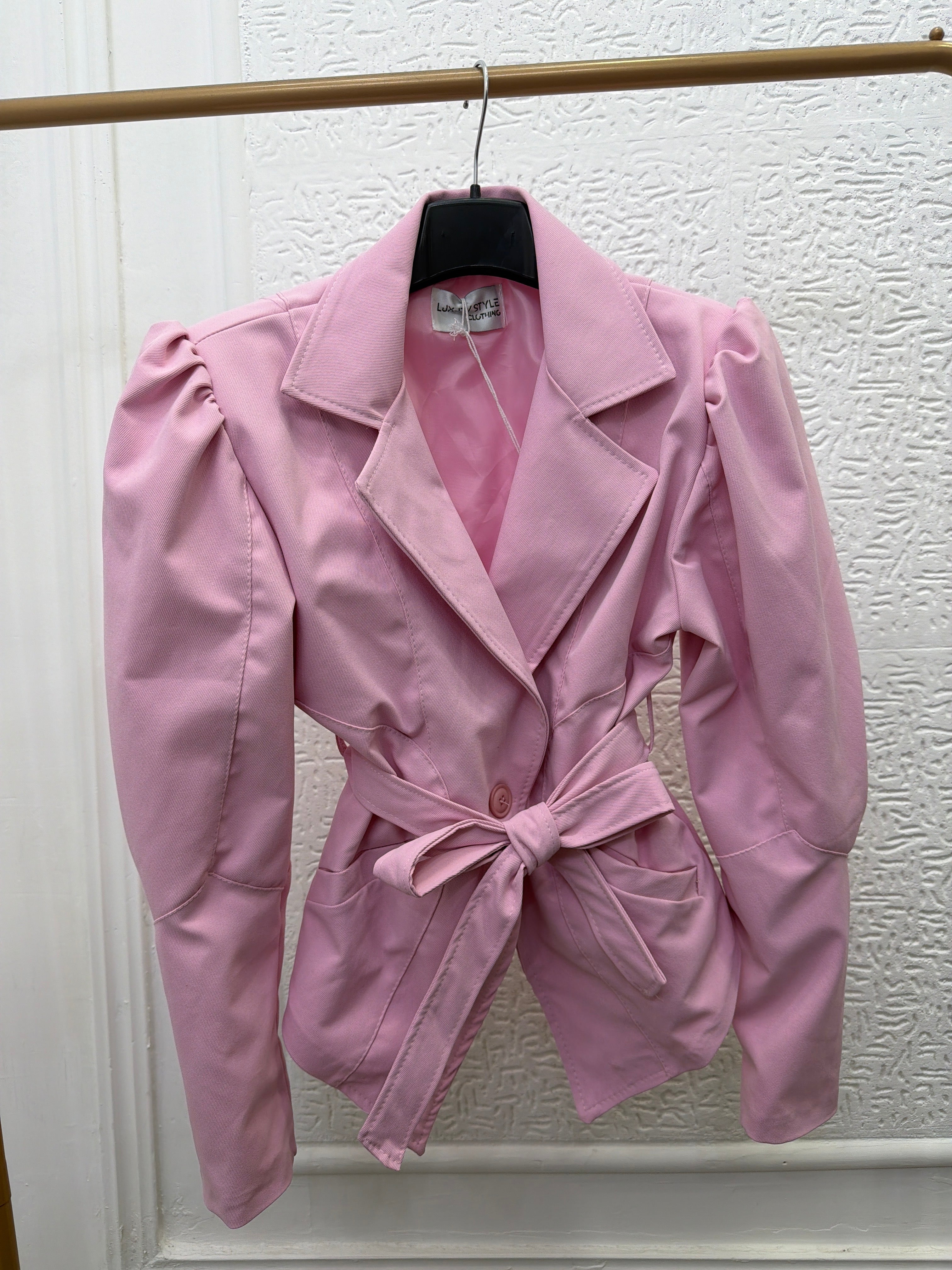 Giacca crop con manica a sbuffo