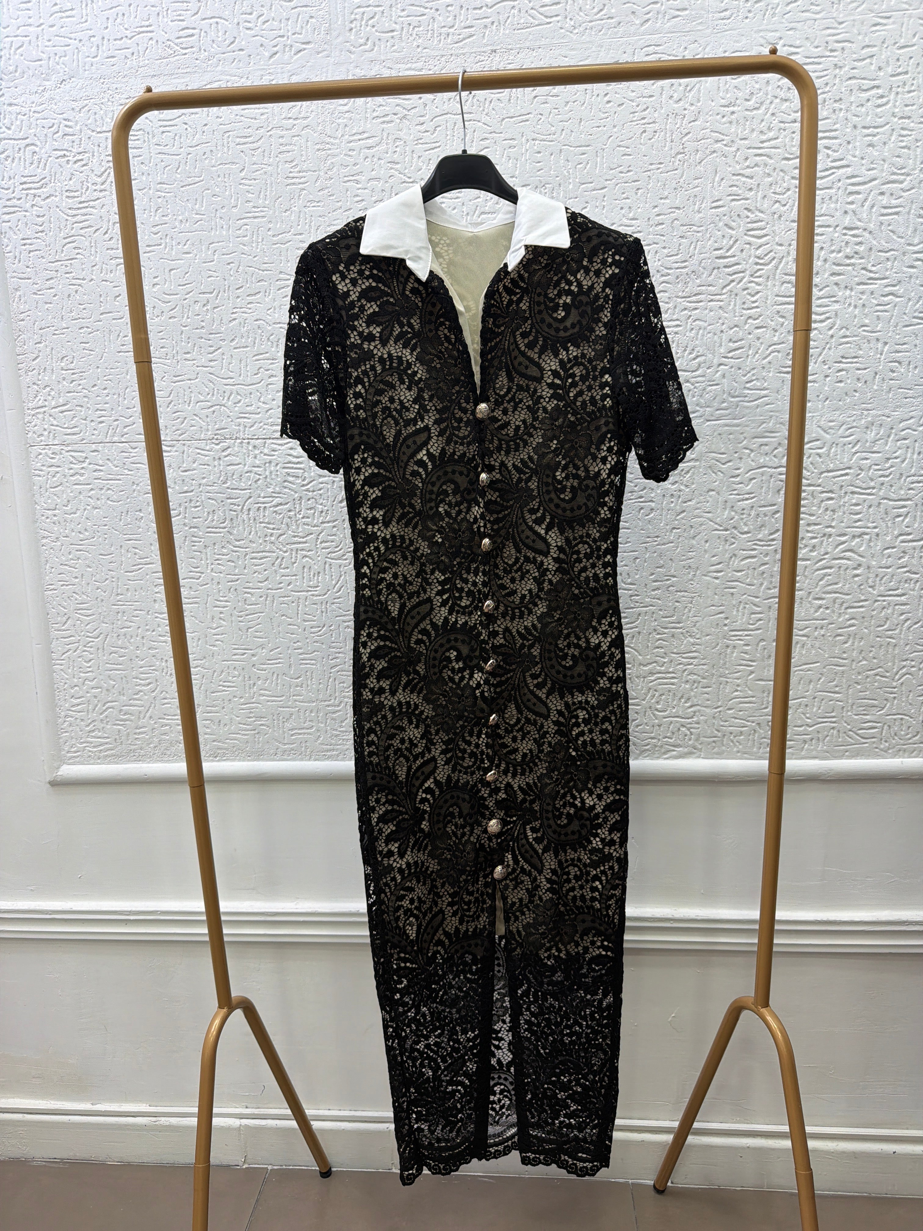 Dress con collo in camicia