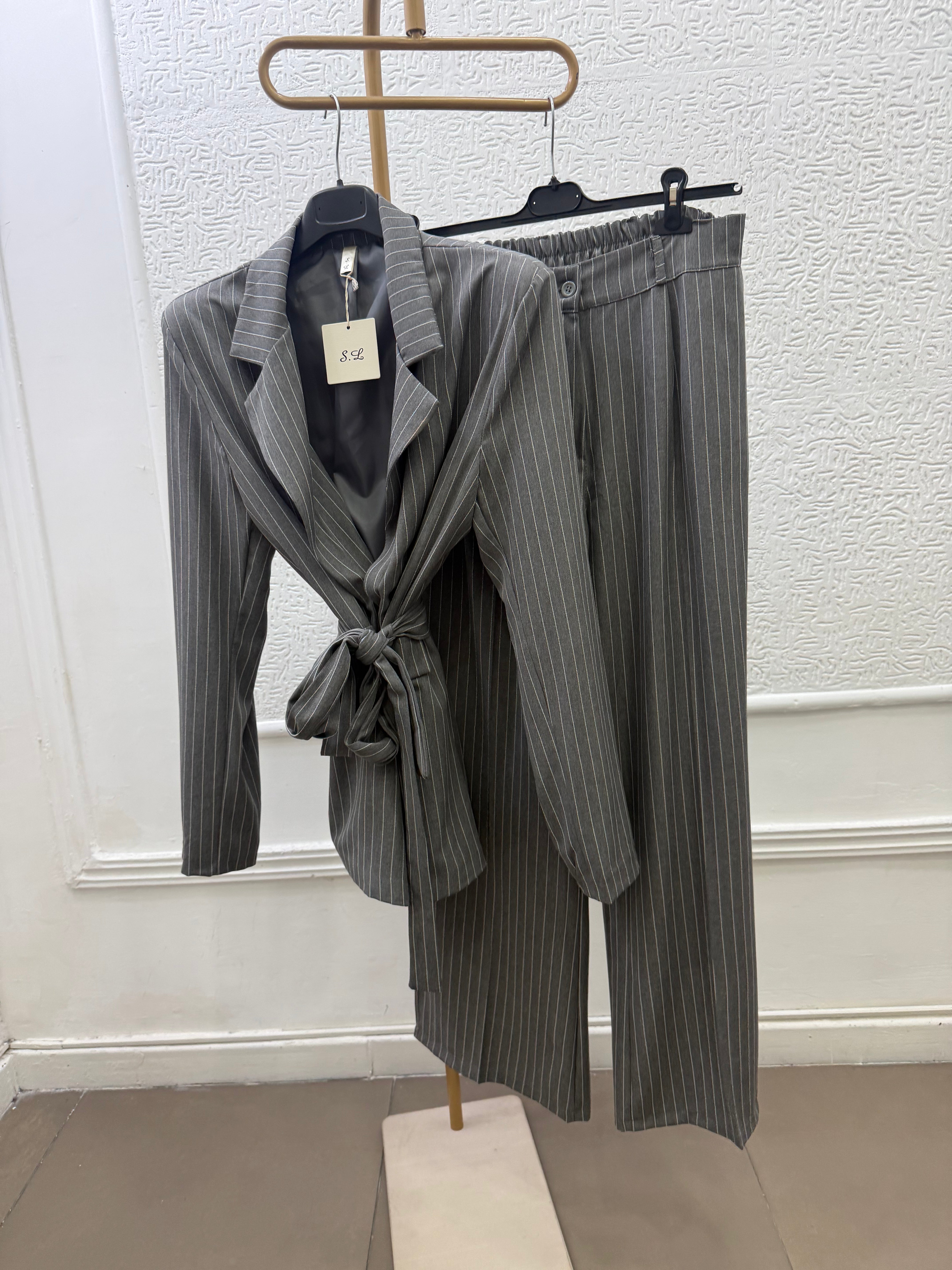 Tailleur gessato Curvy
