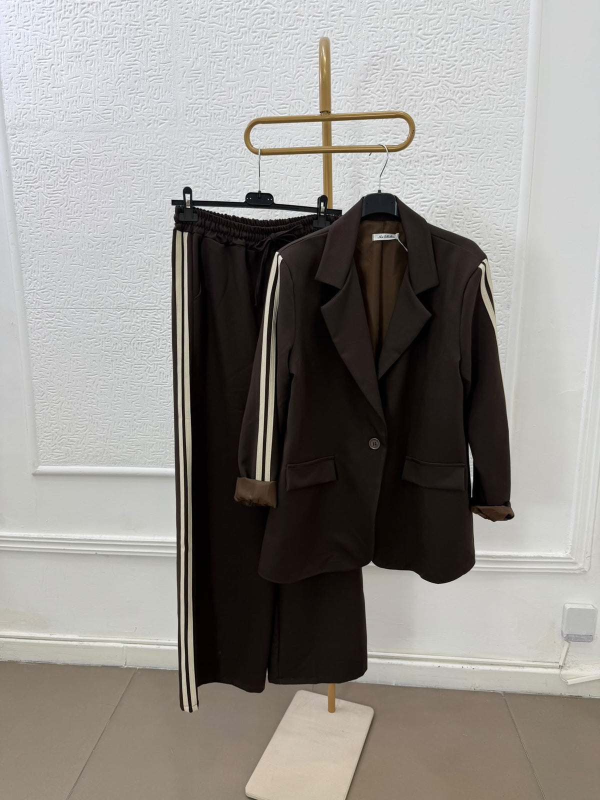 Tailleur Santiago con bande
